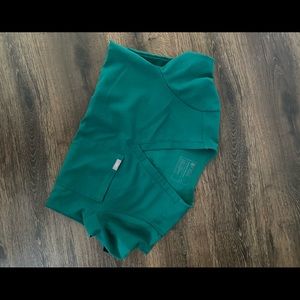 Figs Caterina Scrub Top NWT Hunter Green